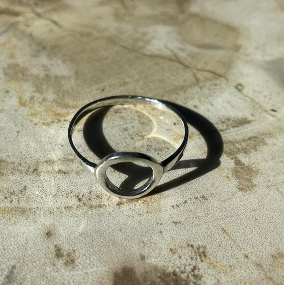 Sterling silver ring - Picture 2 of 4